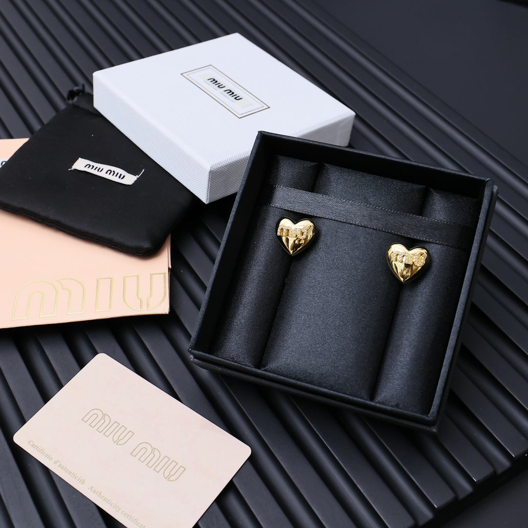 2024FW-7 HEART earrings