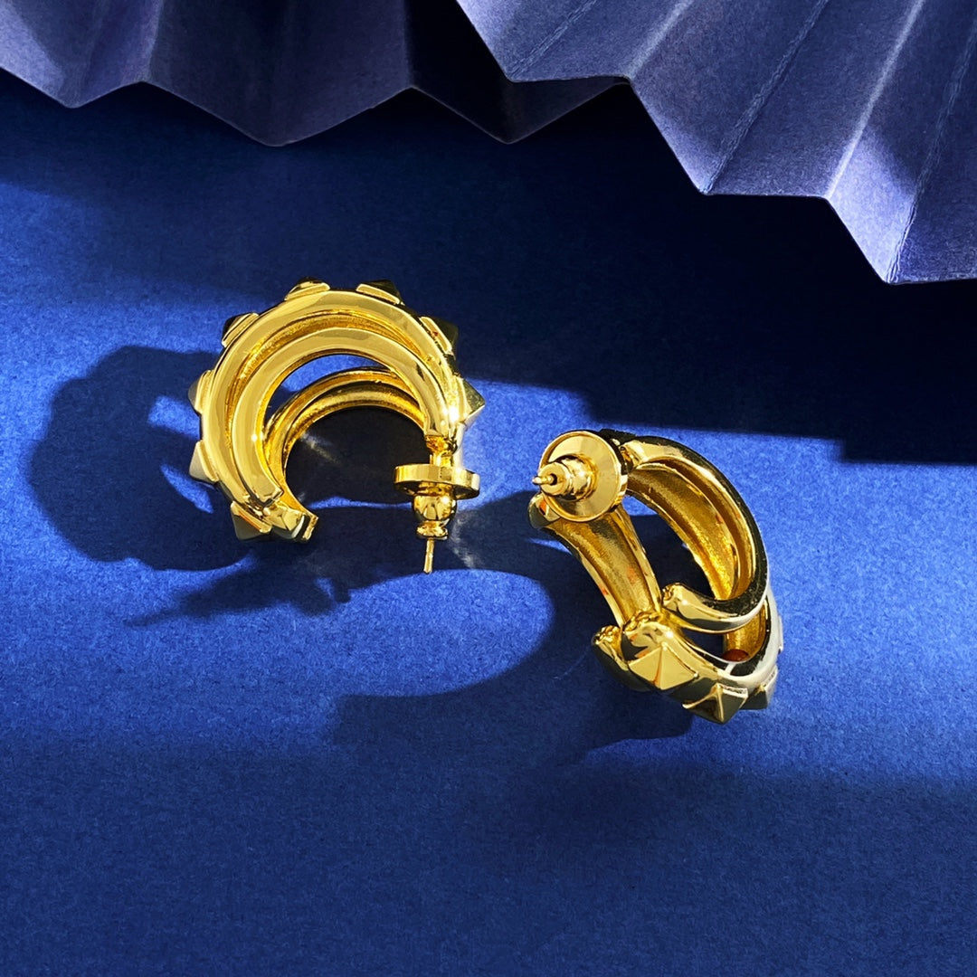 2024FW-7 gold half hoop earrings