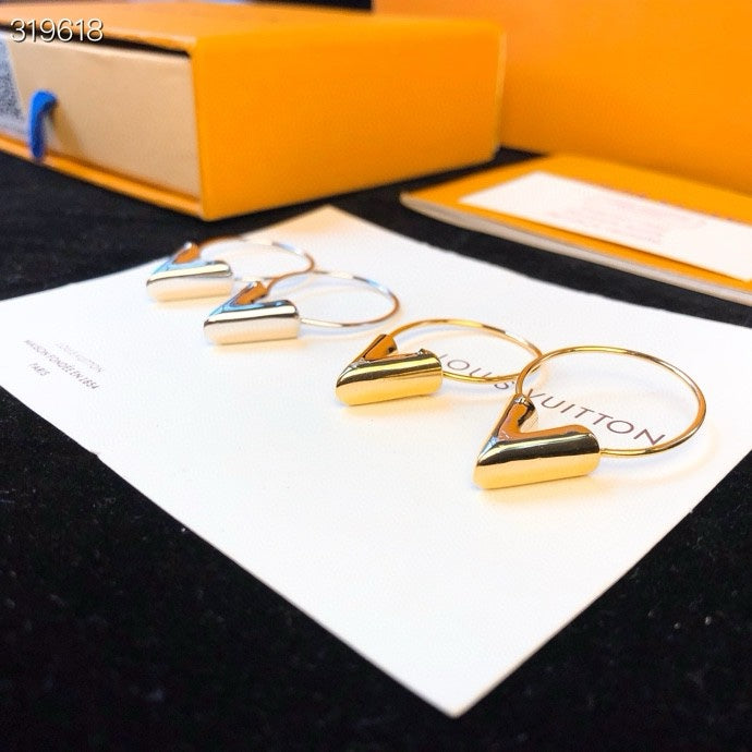 2024FW-7 triangle earrings