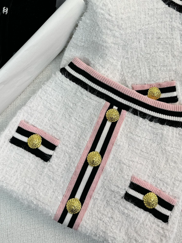 Striped trim pink short sleeves