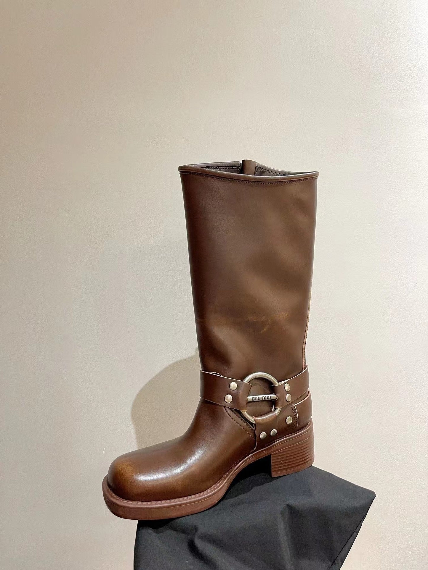 M popular high boots, classic motorcycle shape