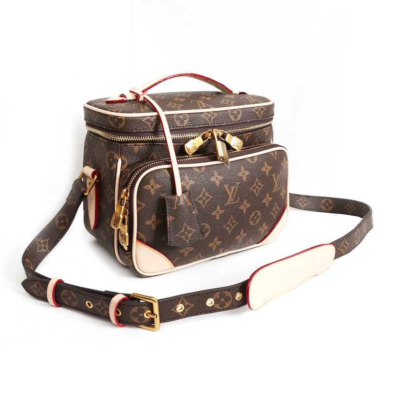 LV M44937 New Camera Bag(22.5 x 19.0 x 13.5cm)