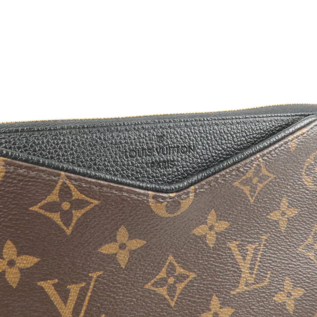 LV Clutch M41639(23.0 x 13.0 x 5.0 cm)