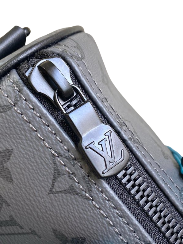 LV gray printed bag（25x15x11cm）