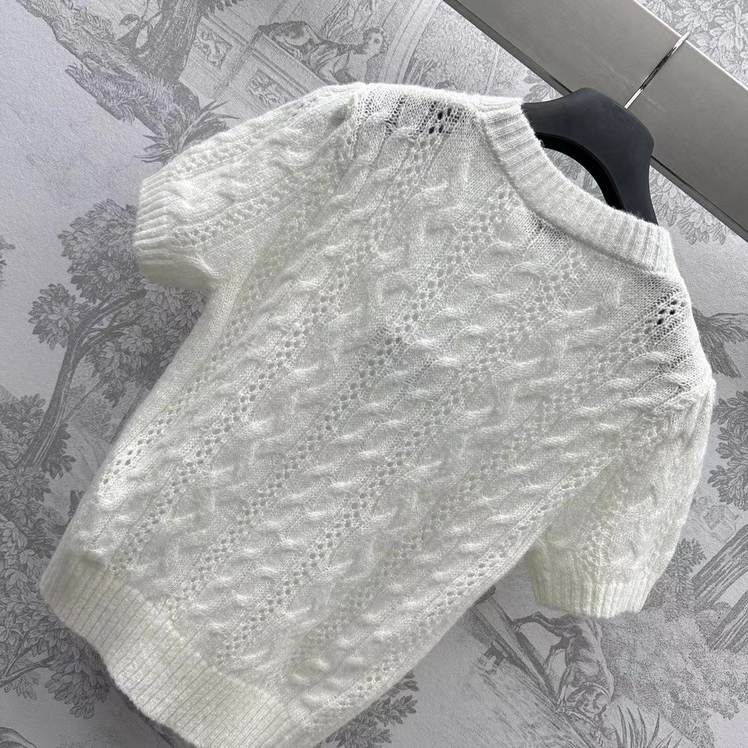 White hollow knit short sleeves