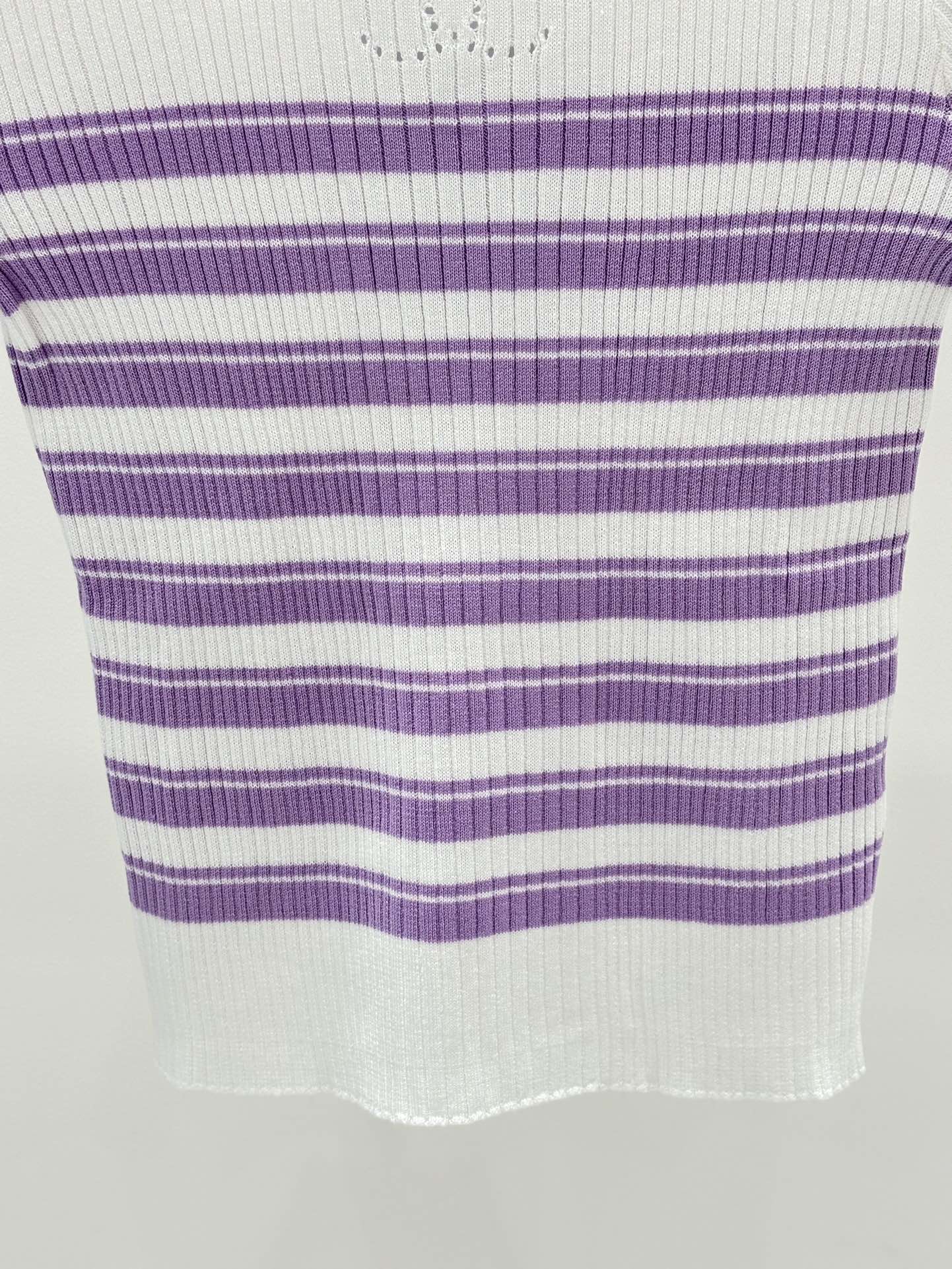 Striped slim short sleeves with hollow design