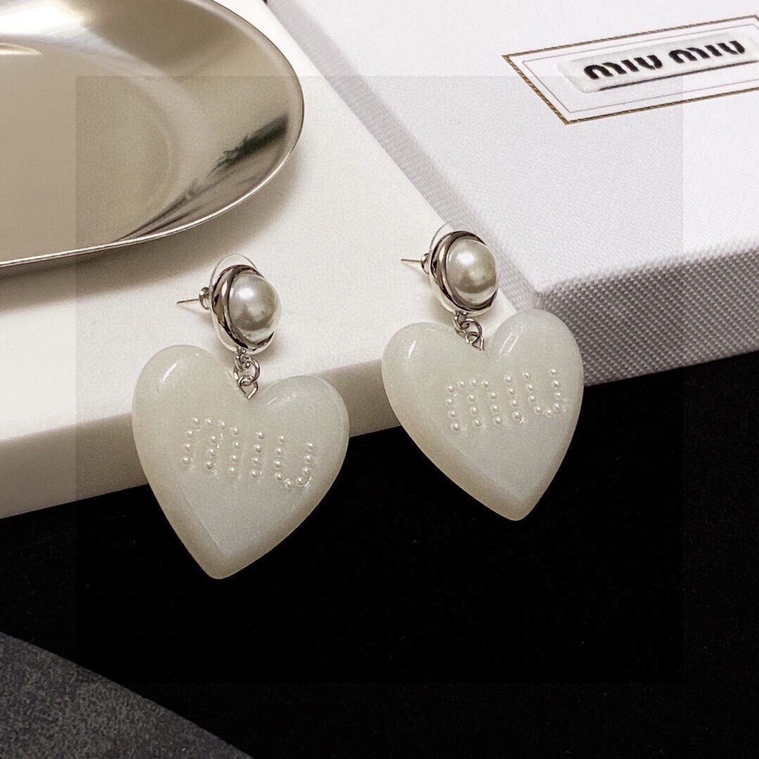 2024FW-7 New Pearl Letter Earrings