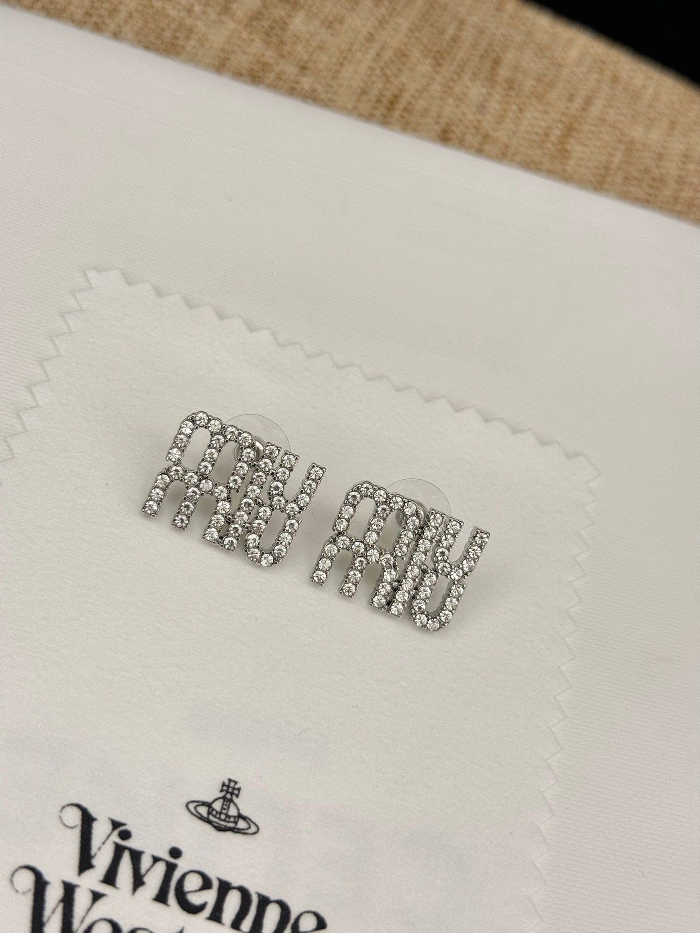 2024FW-7 New Letter Pearl Rhinestone Earrings